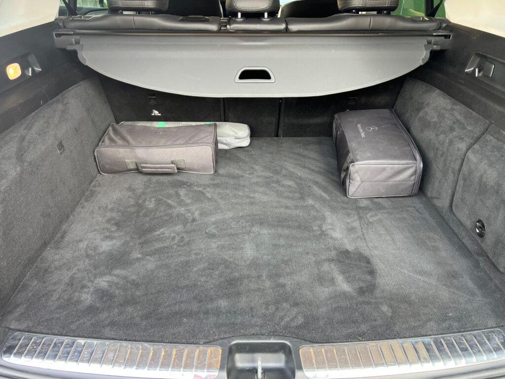 SE VENDE MERCEDES BENZ GLE 350 4MATIC HIBRIDOENCHUFABLE 29