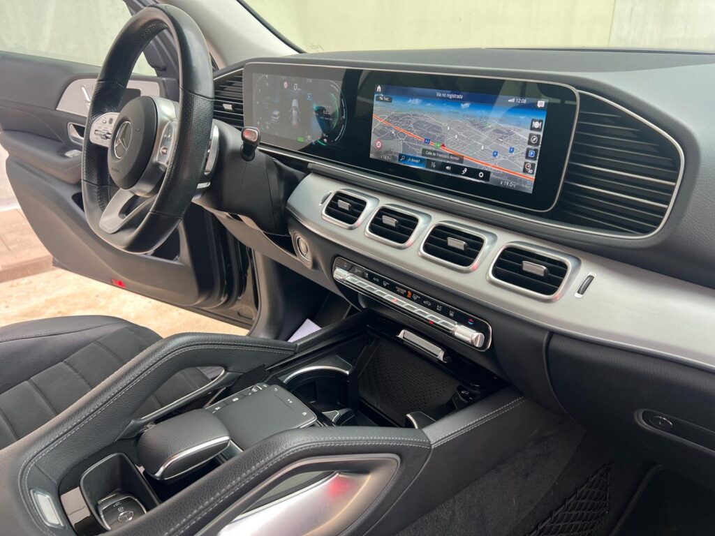 SE VENDE MERCEDES BENZ GLE 350 4MATIC HIBRIDOENCHUFABLE 27