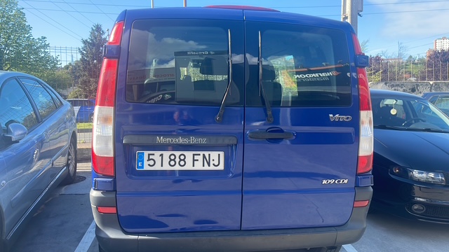 SE VENDE MERCEDES VITO 109 CDI 3