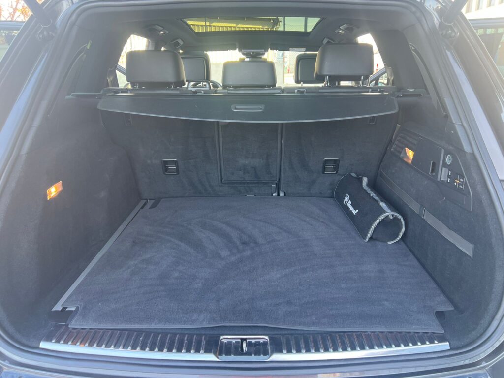 SE VENDE W.TOUAREG 3.0TDI TIPTRONIC R LINE 27