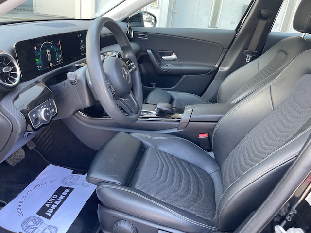 SE VENDE MERCEDES CLASE A e250 HIBRIDO ENCHUFABLE 12