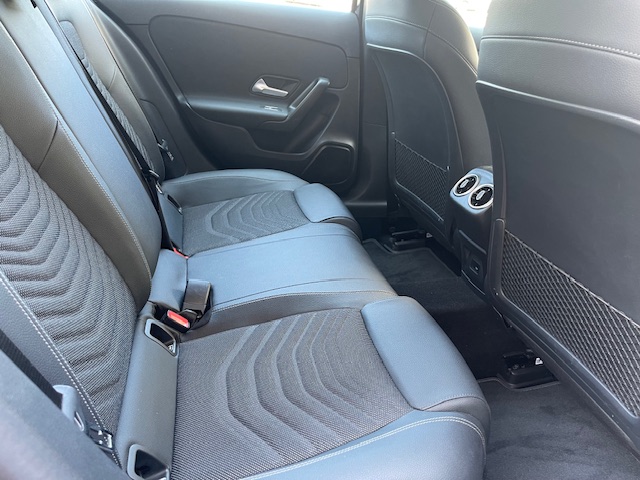 SE VENDE MERCEDES CLASE A e250 HIBRIDO ENCHUFABLE 17