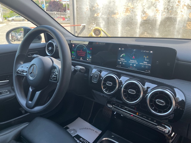 SE VENDE MERCEDES CLASE A e250 HIBRIDO ENCHUFABLE 20