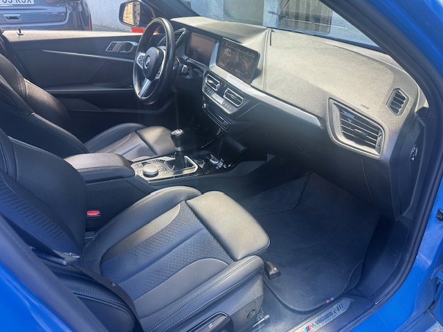 SE VENDE BMW SERIE 1 118D 150CV PAQUETE M 5