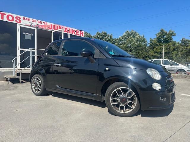 SE VENDE FIAT 500 S 5