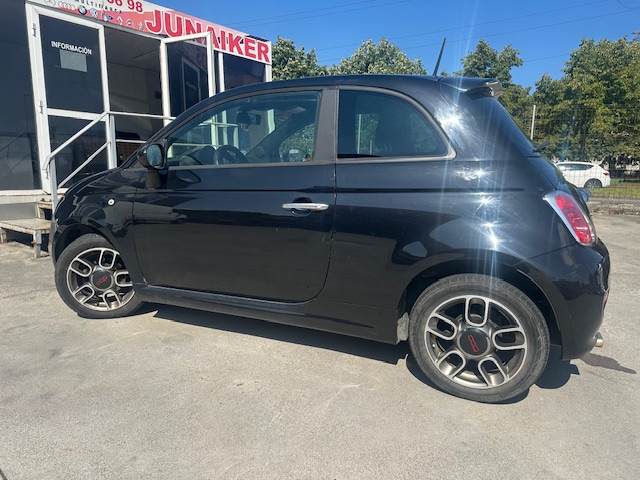 SE VENDE FIAT 500 S 7