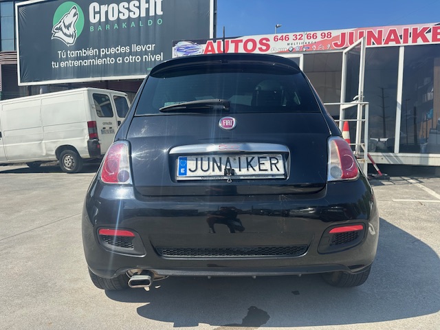 SE VENDE FIAT 500 S 8