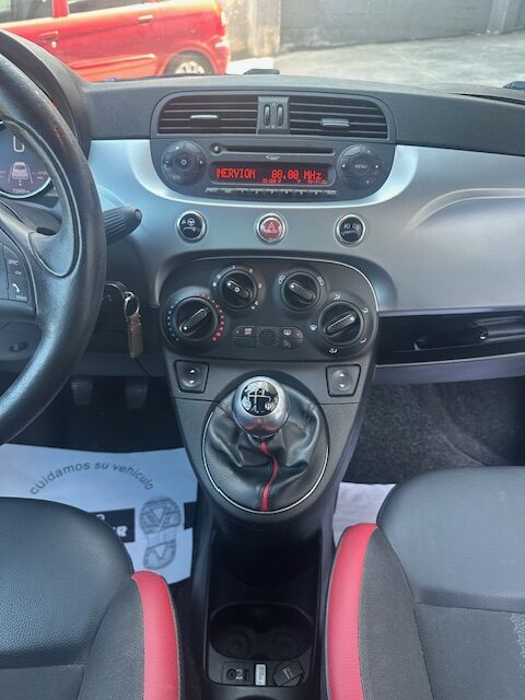 SE VENDE FIAT 500 S 18