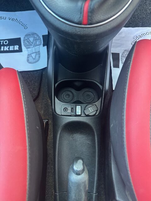 SE VENDE FIAT 500 S 19