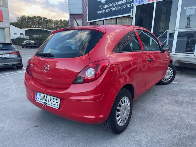 SE VENDE OPEL CORSA 1.2 5