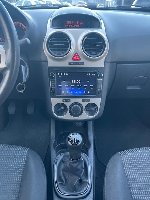 SE VENDE OPEL CORSA 1.2 19