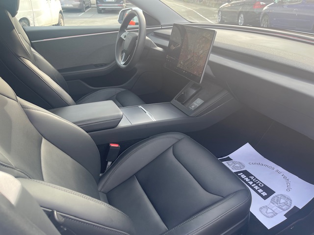 SE VENDE TESLA MODEL 3 2024 16