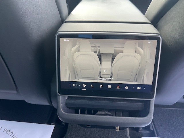 SE VENDE TESLA MODEL 3 2024 20