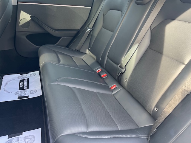 SE VENDE TESLA MODEL 3 2024 25