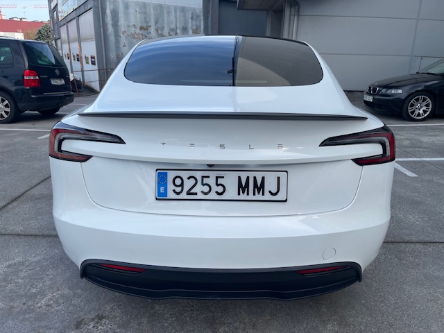 SE VENDE TESLA MODEL 3 2024 34