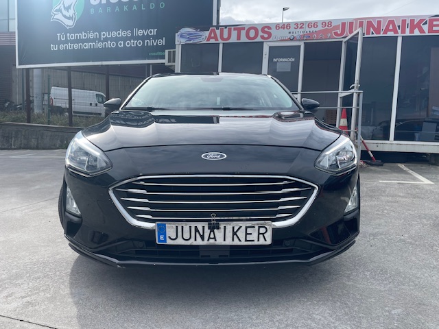 SE VENDE FORD FOCUS TITANIUM 2