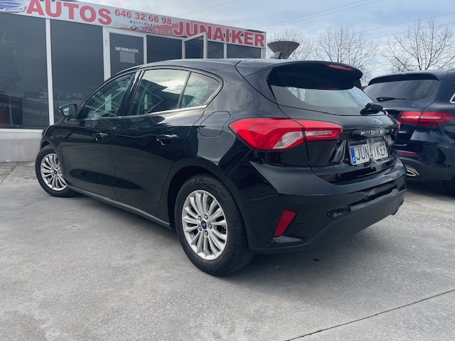SE VENDE FORD FOCUS TITANIUM 7