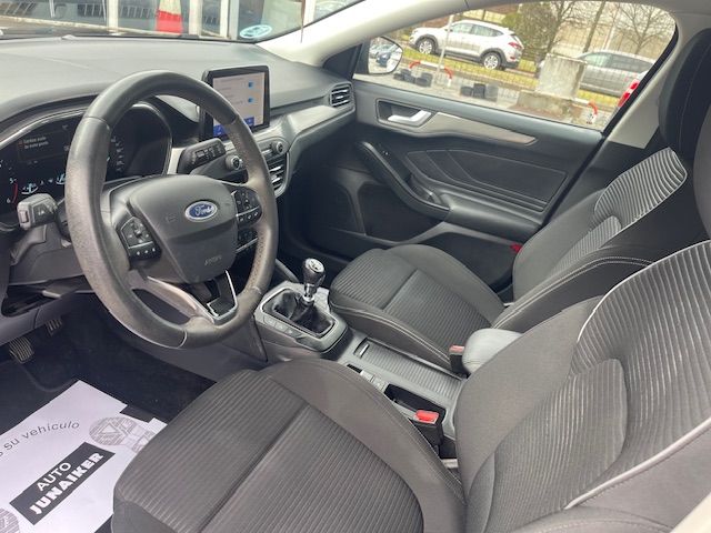 SE VENDE FORD FOCUS TITANIUM 15