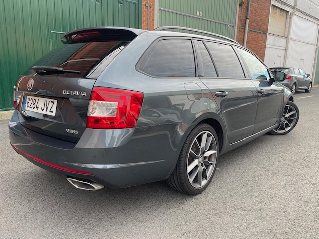SE VENDE SKODA OCTAVIA COMBI VRS 184CV 23