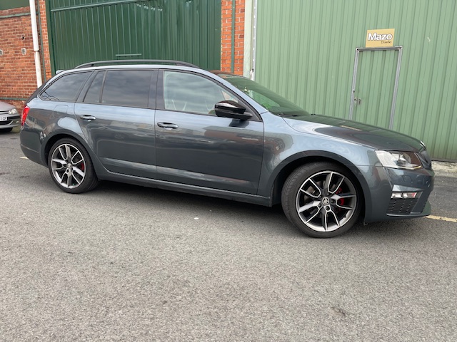 SE VENDE SKODA OCTAVIA COMBI VRS 184CV 26