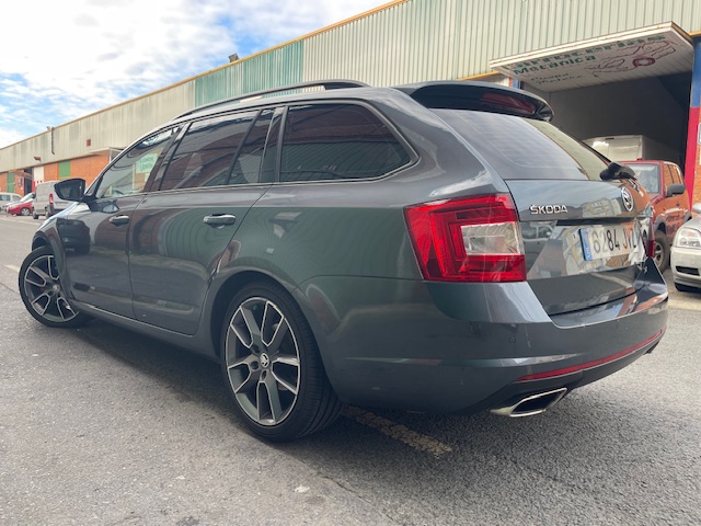 SE VENDE SKODA OCTAVIA COMBI VRS 184CV 27