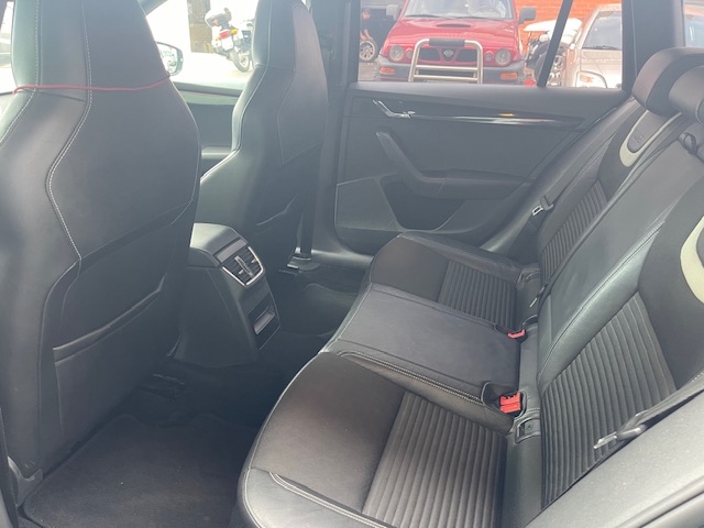 SE VENDE SKODA OCTAVIA COMBI VRS 184CV 29