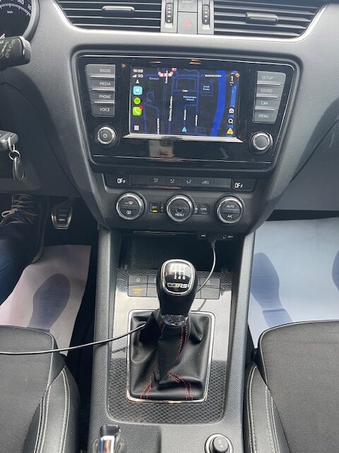 SE VENDE SKODA OCTAVIA COMBI VRS 184CV 49