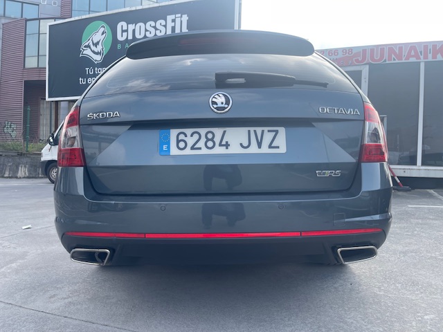 SE VENDE SKODA OCTAVIA COMBI VRS 184CV 10