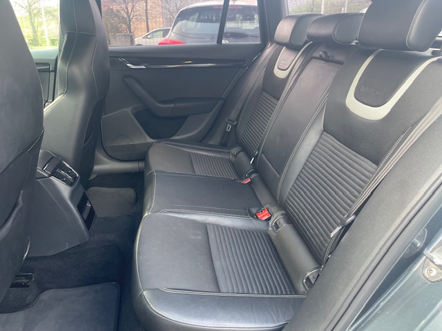 SE VENDE SKODA OCTAVIA COMBI VRS 184CV 19