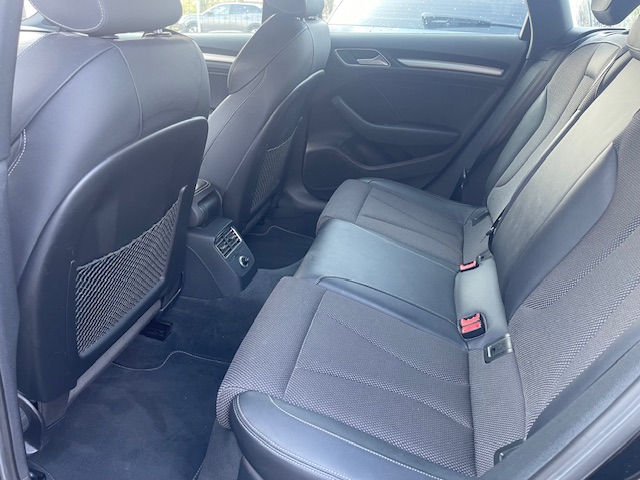 SE VENDE AUDI A 3 SPORBACK 40 TFSIe 204cv S LINE S TRONIC 18