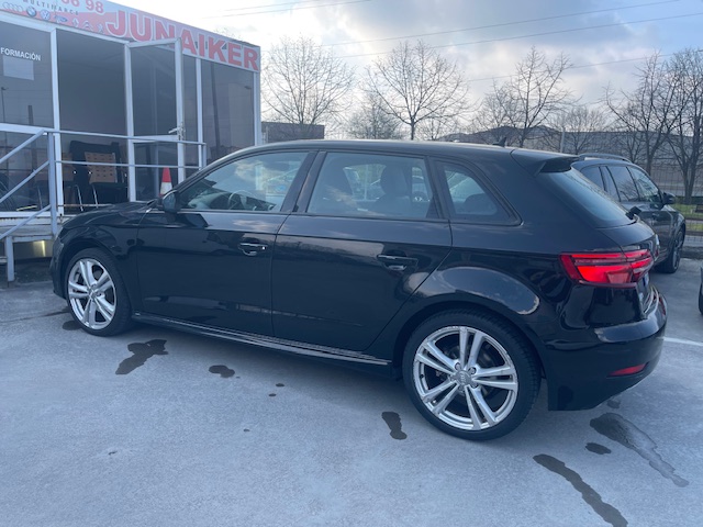 SE VENDE AUDI A 3 SPORBACK 40 TFSIe 204cv S LINE S TRONIC 7