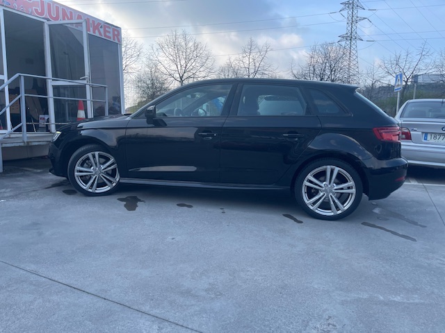 SE VENDE AUDI A 3 SPORBACK 40 TFSIe 204cv S LINE S TRONIC 9