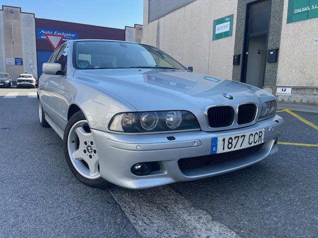 SE VENDE BMW SERIE 5 530i 1