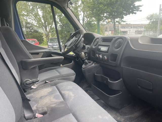 SE VENDE RENAULT MASTER 10