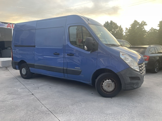 SE VENDE RENAULT MASTER 17