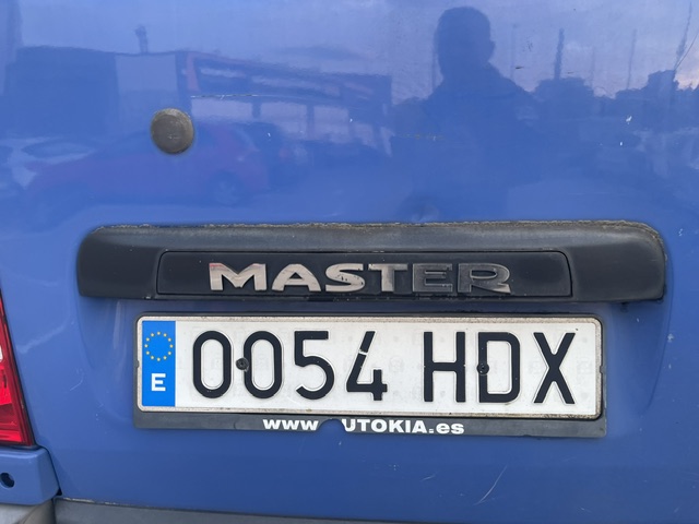 SE VENDE RENAULT MASTER 28