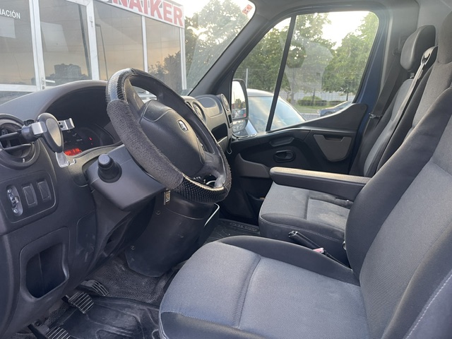 SE VENDE RENAULT MASTER 29