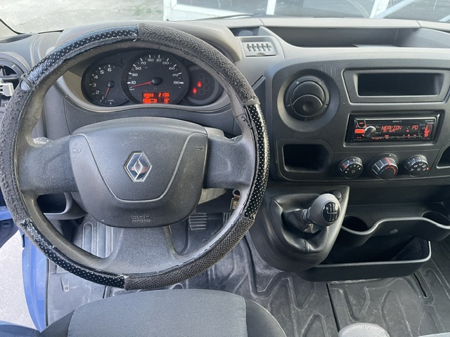 SE VENDE RENAULT MASTER 34