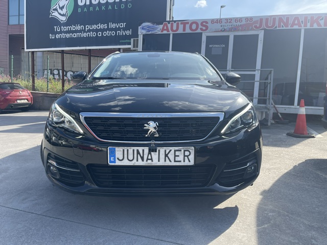 SE VENDE PEUGEOT 308 SW STYLE BLUEHDI 130 SS 2