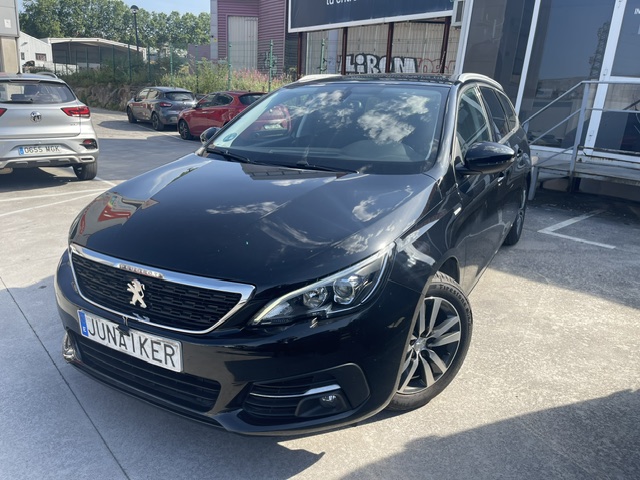SE VENDE PEUGEOT 308 SW STYLE BLUEHDI 130 SS 5
