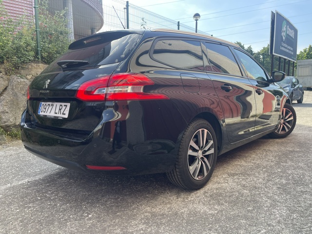 SE VENDE PEUGEOT 308 SW STYLE BLUEHDI 130 SS 12