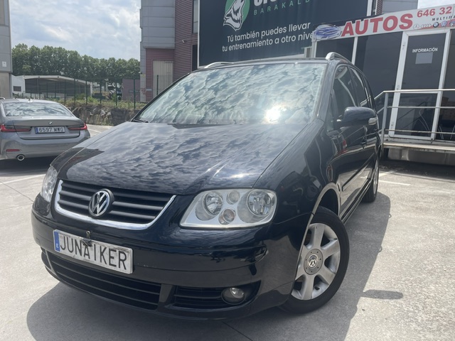 SE VENDE W.TOURAN 1.9 TDI 5 PLAZAS 8