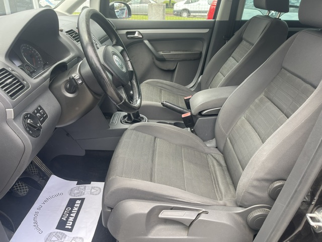 SE VENDE W.TOURAN 1.9 TDI 5 PLAZAS 16