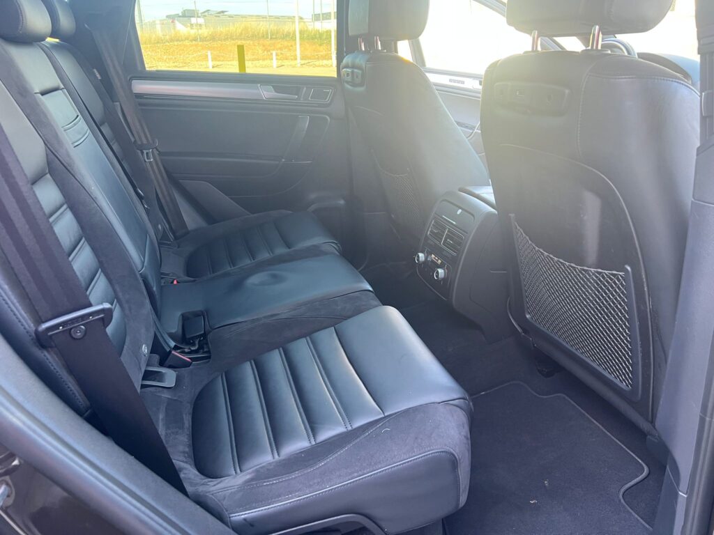 SE VENDE W.TOUAREG 3.0TDI TIPTRONIC R LINE 18