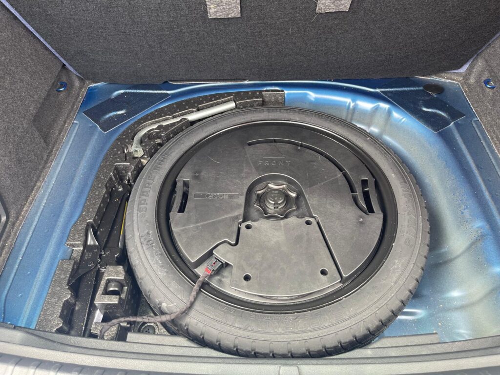 SE VENDE SKODA KAROQ SPORT LINE 1.5TSI 150CV AUTOMATICO 42