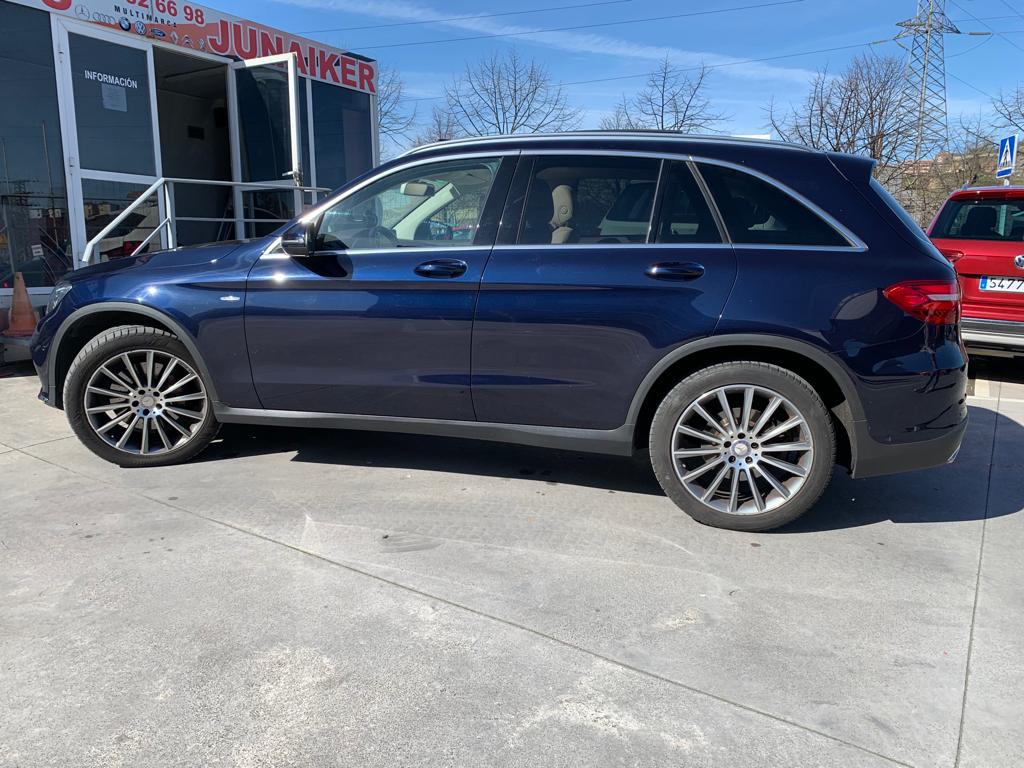 SE VENDE MERCEDES GLC 250 CDI 204 CV AMG LINE 11