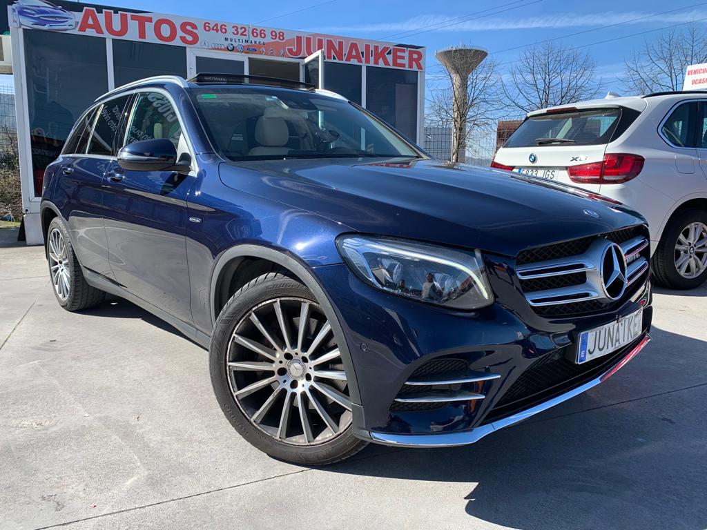 SE VENDE MERCEDES GLC 250 CDI 204 CV AMG LINE 4