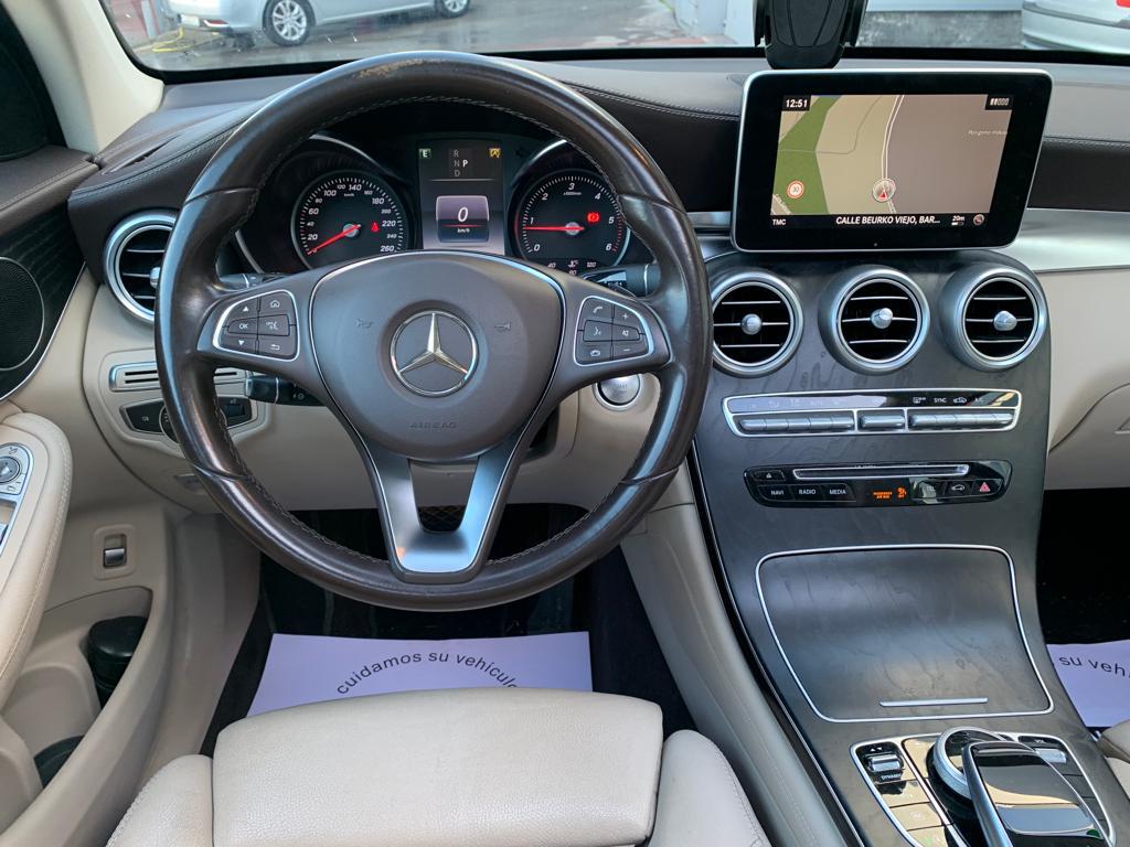 SE VENDE MERCEDES GLC 250 CDI 204 CV AMG LINE 27