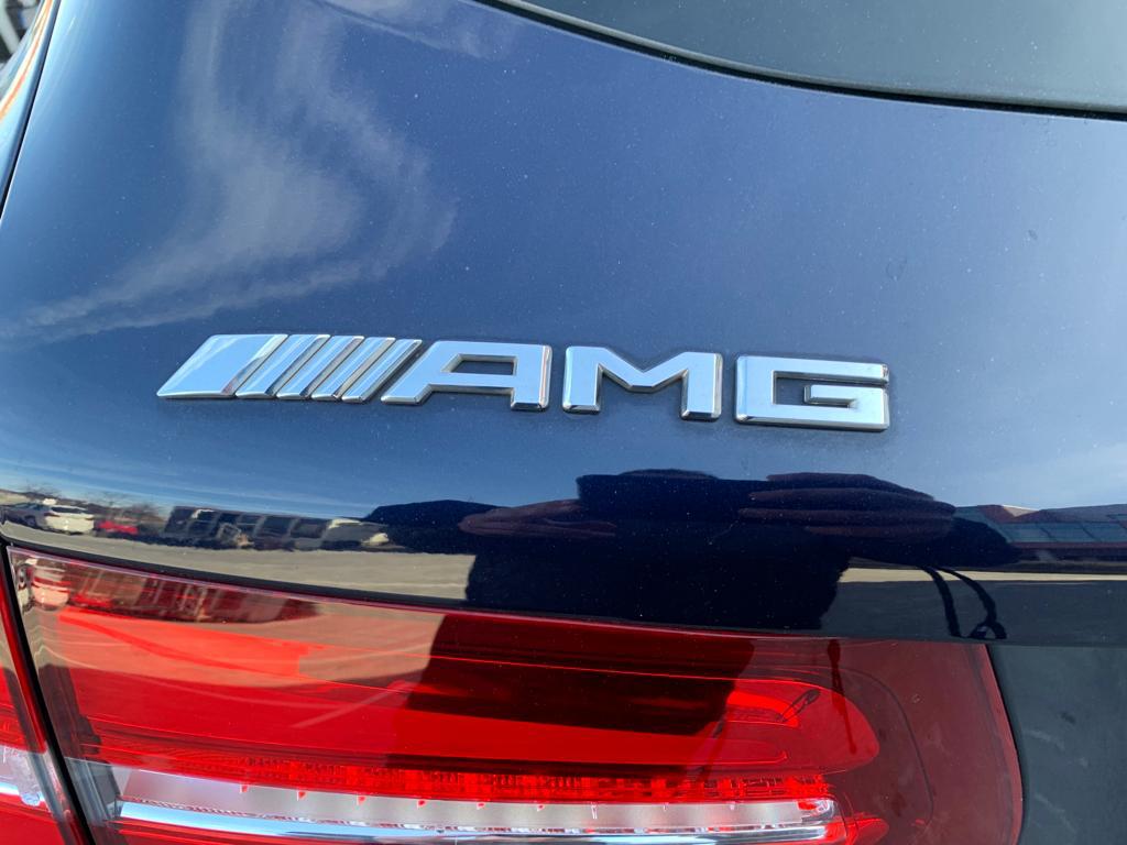 SE VENDE MERCEDES GLC 250 CDI 204 CV AMG LINE 17