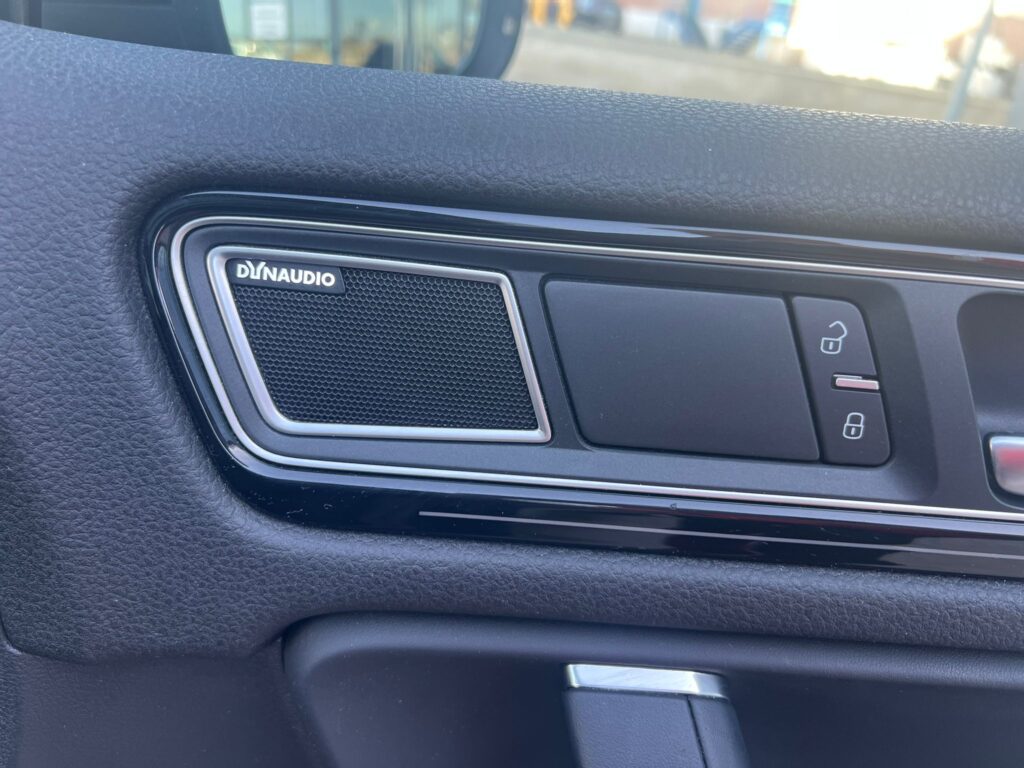 SE VENDE W.TOUAREG 3.0TDI TIPTRONIC R LINE 13